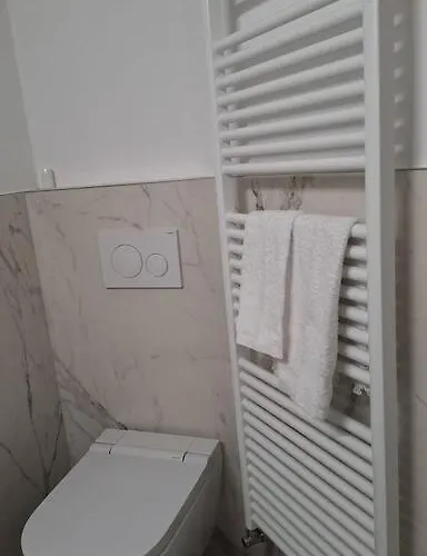 Silvia - Citta Alta Bergamo