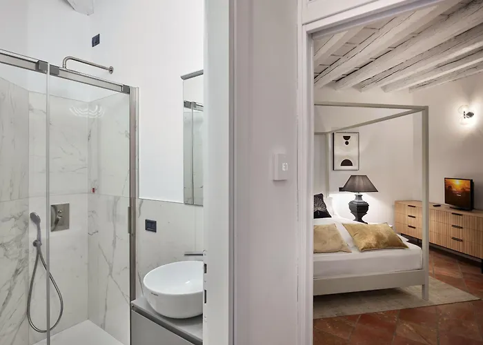 Silvia - Citta Alta Apartment *