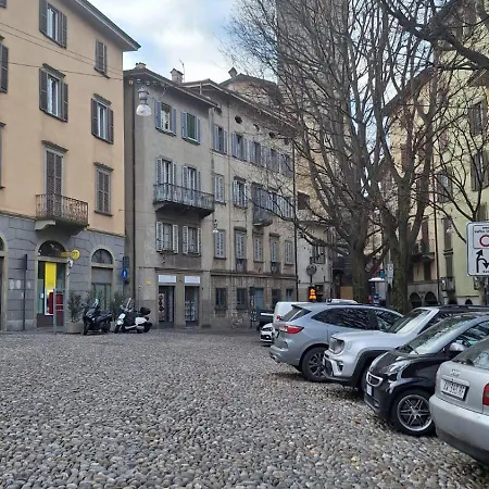 Silvia - Citta Alta * Bergamo